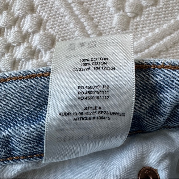 Aritzia Denim Forum The '90s Joni Lo-rise Loose Jean, size 30 - Picture 12 of 13